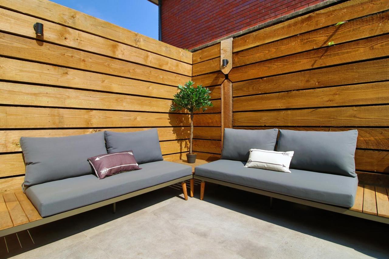 New Spacious 2 Bed Getaway - Private Courtyard! - Underfloor Heating Cardiff Exterior photo